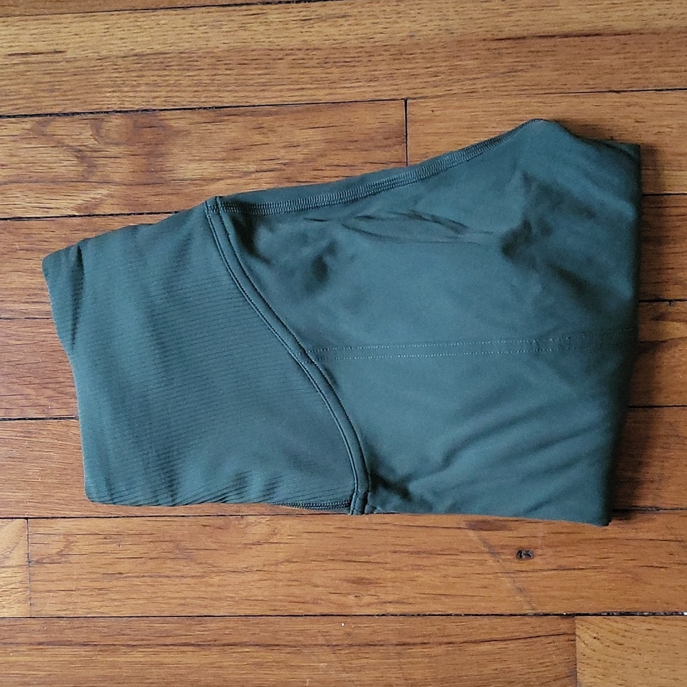 Lululemon luxtreme cropped pants